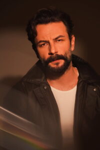İki Tez Arasında 2026